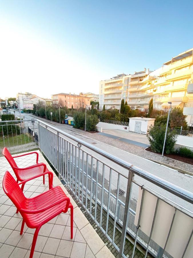 Dainese Apartments, Casa Abigail Лидо-ди-Езоло Экстерьер фото